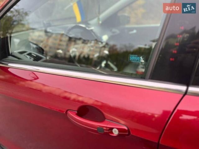 Красный Форд Эскейп, объемом двигателя 2 л и пробегом 148 тыс. км за 13250 $, фото 3 на Automoto.ua