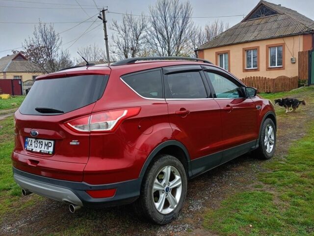 Червоний Форд Ескейп, об'ємом двигуна 1.6 л та пробігом 272 тис. км за 9300 $, фото 2 на Automoto.ua