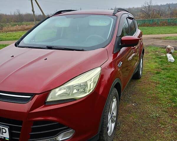 Червоний Форд Ескейп, об'ємом двигуна 1.6 л та пробігом 272 тис. км за 9300 $, фото 4 на Automoto.ua