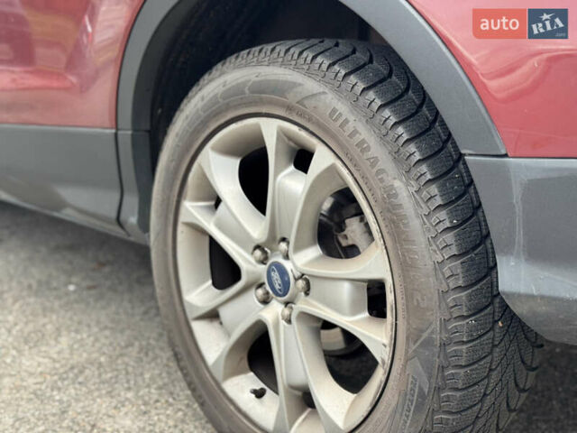 Червоний Форд Ескейп, об'ємом двигуна 2 л та пробігом 240 тис. км за 10500 $, фото 17 на Automoto.ua