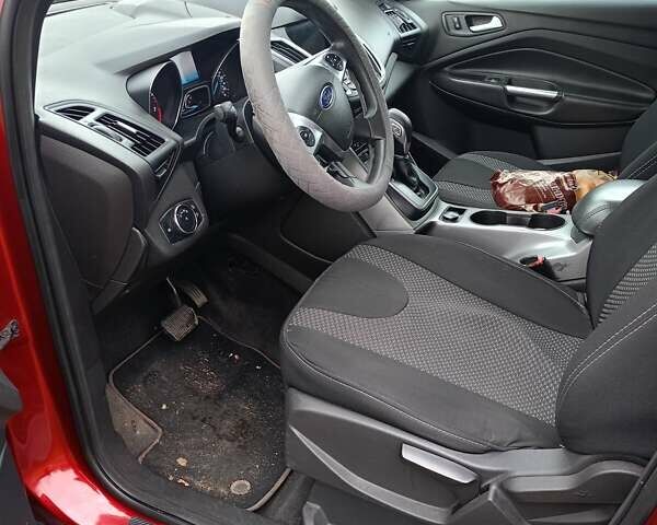 Червоний Форд Ескейп, об'ємом двигуна 1.6 л та пробігом 272 тис. км за 9300 $, фото 16 на Automoto.ua