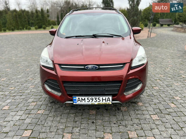 Красный Форд Эскейп, объемом двигателя 2 л и пробегом 206 тыс. км за 9500 $, фото 20 на Automoto.ua