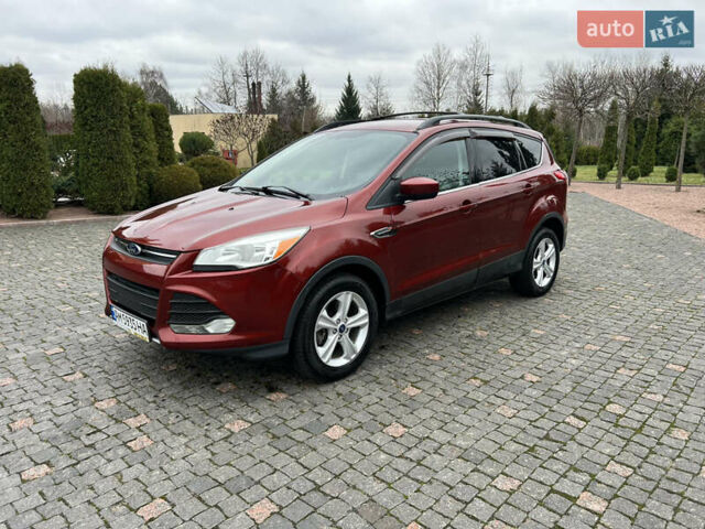 Красный Форд Эскейп, объемом двигателя 2 л и пробегом 206 тыс. км за 9500 $, фото 7 на Automoto.ua