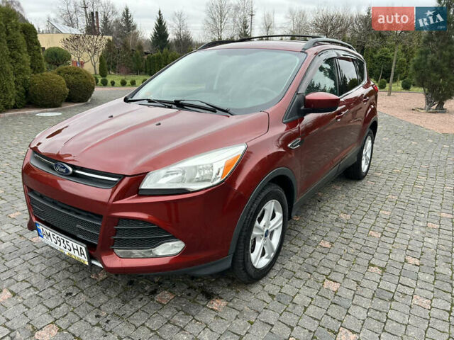 Красный Форд Эскейп, объемом двигателя 2 л и пробегом 206 тыс. км за 9500 $, фото 18 на Automoto.ua