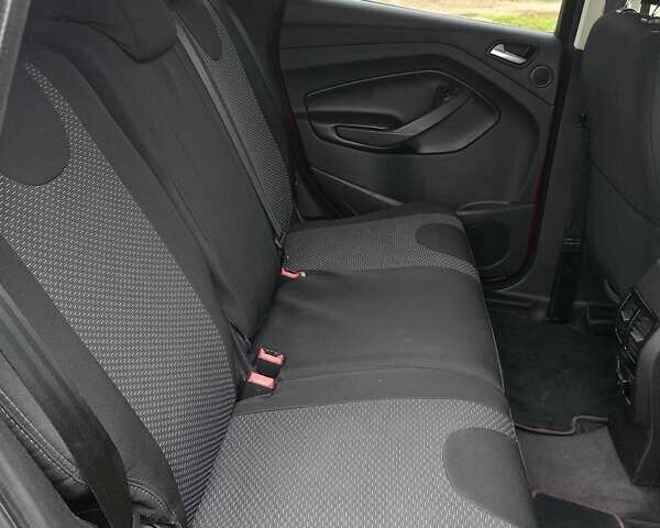 Червоний Форд Ескейп, об'ємом двигуна 1.6 л та пробігом 272 тис. км за 9300 $, фото 46 на Automoto.ua