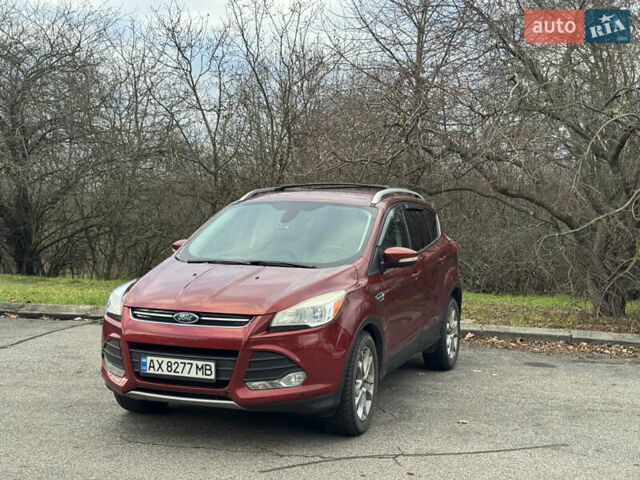 Червоний Форд Ескейп, об'ємом двигуна 2 л та пробігом 240 тис. км за 10500 $, фото 2 на Automoto.ua
