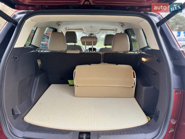 Червоний Форд Ескейп, об'ємом двигуна 2 л та пробігом 240 тис. км за 10500 $, фото 11 на Automoto.ua