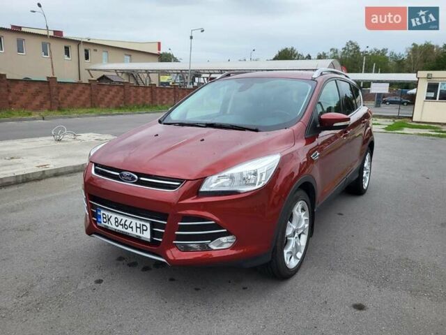 Красный Форд Эскейп, объемом двигателя 2 л и пробегом 59 тыс. км за 13000 $, фото 2 на Automoto.ua