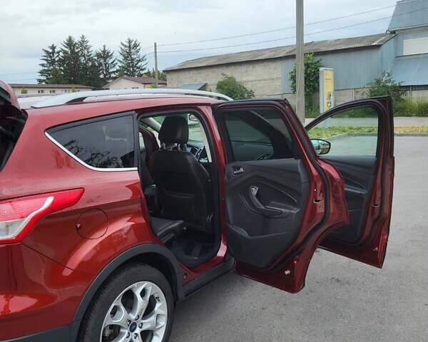 Красный Форд Эскейп, объемом двигателя 2 л и пробегом 59 тыс. км за 13000 $, фото 16 на Automoto.ua