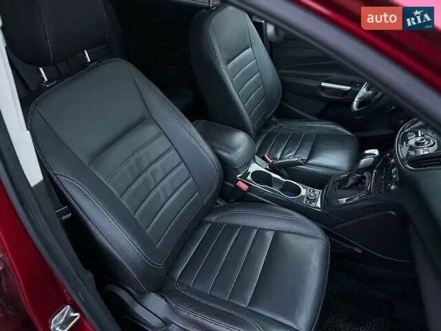 Красный Форд Эскейп, объемом двигателя 2 л и пробегом 127 тыс. км за 13200 $, фото 14 на Automoto.ua
