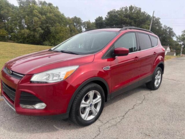 Красный Форд Эскейп, объемом двигателя 1.6 л и пробегом 86 тыс. км за 9200 $, фото 2 на Automoto.ua