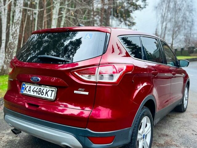Красный Форд Эскейп, объемом двигателя 2 л и пробегом 160 тыс. км за 11250 $, фото 3 на Automoto.ua