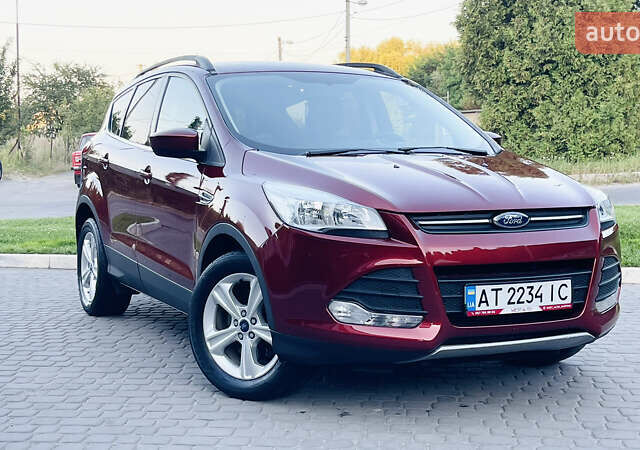 Красный Форд Эскейп, объемом двигателя 1.6 л и пробегом 173 тыс. км за 9300 $, фото 8 на Automoto.ua