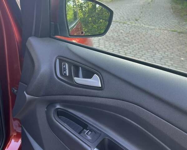 Червоний Форд Ескейп, об'ємом двигуна 2 л та пробігом 222 тис. км за 11500 $, фото 14 на Automoto.ua