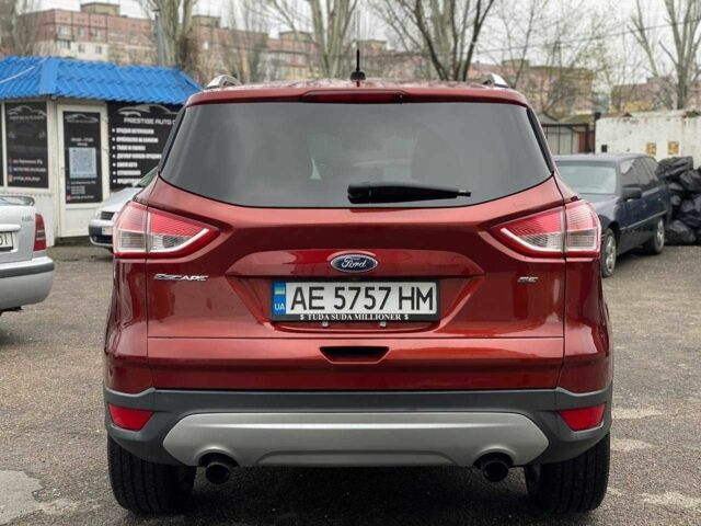Красный Форд Эскейп, объемом двигателя 2.5 л и пробегом 150 тыс. км за 13500 $, фото 8 на Automoto.ua