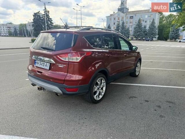 Червоний Форд Ескейп, об'ємом двигуна 2 л та пробігом 170 тис. км за 13200 $, фото 4 на Automoto.ua