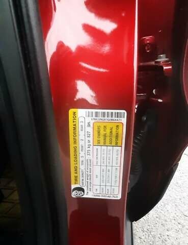 Красный Форд Эскейп, объемом двигателя 2 л и пробегом 93 тыс. км за 11300 $, фото 11 на Automoto.ua