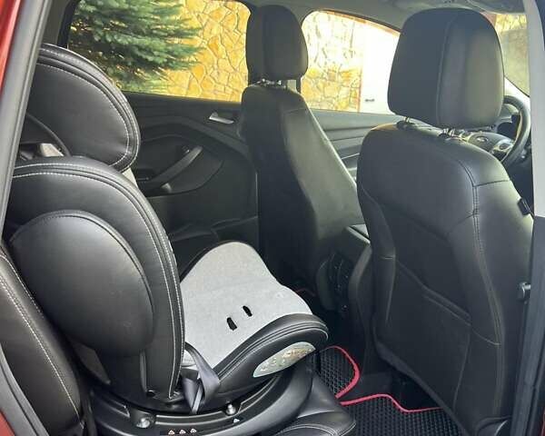 Червоний Форд Ескейп, об'ємом двигуна 2 л та пробігом 222 тис. км за 11500 $, фото 8 на Automoto.ua