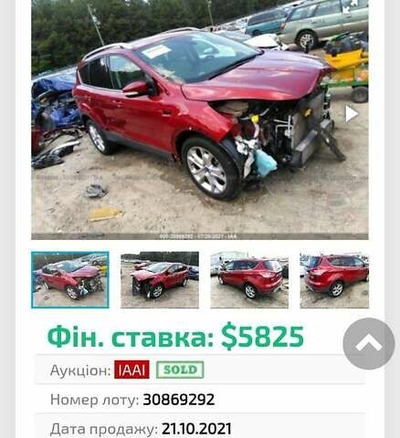 Красный Форд Эскейп, объемом двигателя 2 л и пробегом 106 тыс. км за 13800 $, фото 2 на Automoto.ua