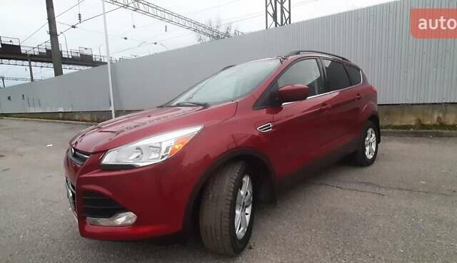 Красный Форд Эскейп, объемом двигателя 2 л и пробегом 93 тыс. км за 11300 $, фото 8 на Automoto.ua