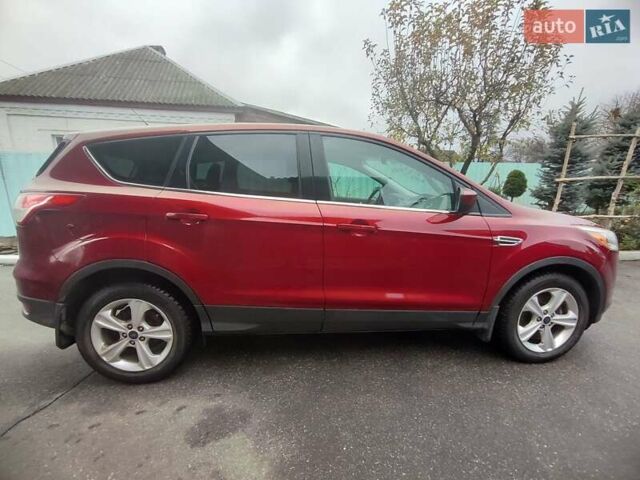 Червоний Форд Ескейп, об'ємом двигуна 2 л та пробігом 118 тис. км за 13500 $, фото 3 на Automoto.ua