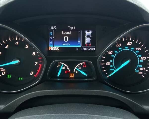 Красный Форд Эскейп, объемом двигателя 1.6 л и пробегом 180 тыс. км за 13200 $, фото 11 на Automoto.ua