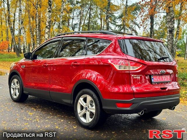 Форд Эскейп 2015 в Ахтырке на Automoto.ua Красный Форд Эскейп, объемом двигателя 2 л и пробегом 178 тыс. км за 11980 $, фото 4 на Automoto.ua