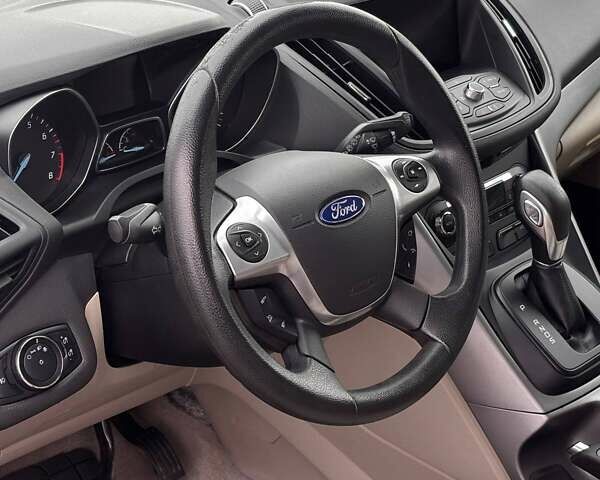 Червоний Форд Ескейп, об'ємом двигуна 1.6 л та пробігом 159 тис. км за 8999 $, фото 15 на Automoto.ua