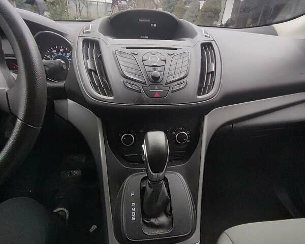 Червоний Форд Ескейп, об'ємом двигуна 2 л та пробігом 118 тис. км за 13500 $, фото 11 на Automoto.ua