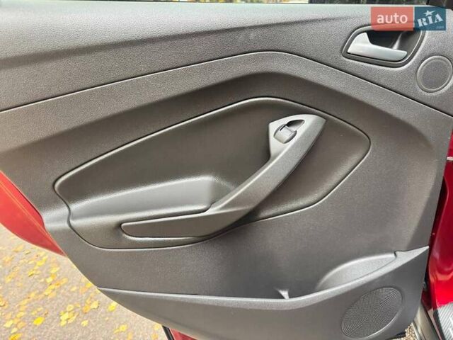 Червоний Форд Ескейп, об'ємом двигуна 2 л та пробігом 178 тис. км за 11998 $, фото 38 на Automoto.ua