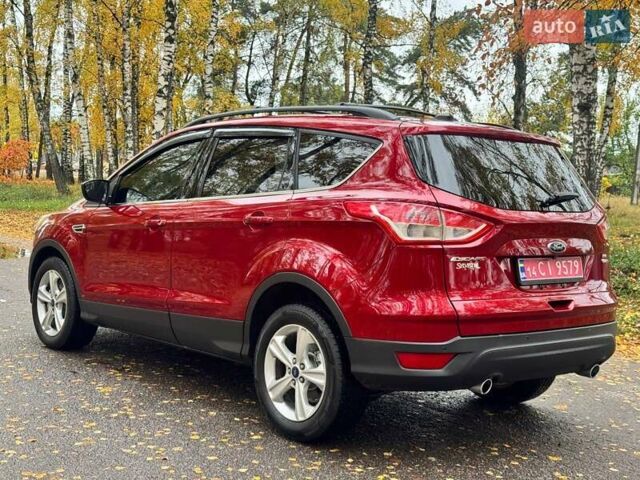 Червоний Форд Ескейп, об'ємом двигуна 2 л та пробігом 178 тис. км за 11998 $, фото 16 на Automoto.ua
