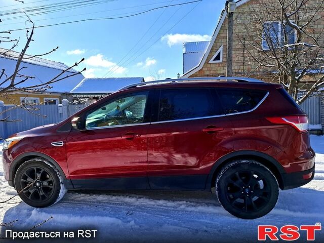 Красный Форд Эскейп, объемом двигателя 2 л и пробегом 190 тыс. км за 14200 $, фото 4 на Automoto.ua