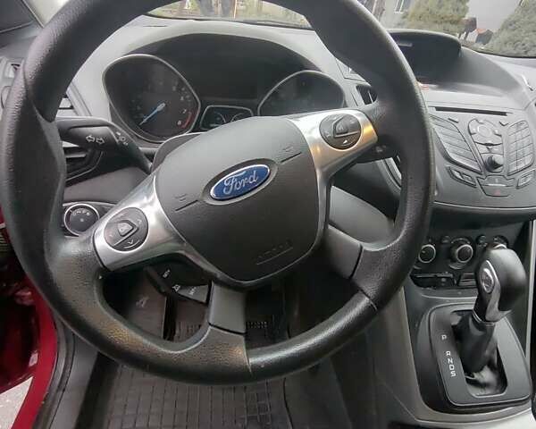 Червоний Форд Ескейп, об'ємом двигуна 2 л та пробігом 118 тис. км за 13500 $, фото 13 на Automoto.ua