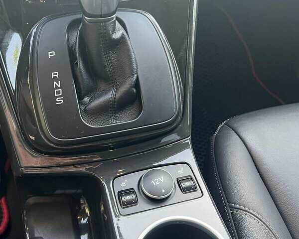 Червоний Форд Ескейп, об'ємом двигуна 2 л та пробігом 222 тис. км за 11500 $, фото 11 на Automoto.ua