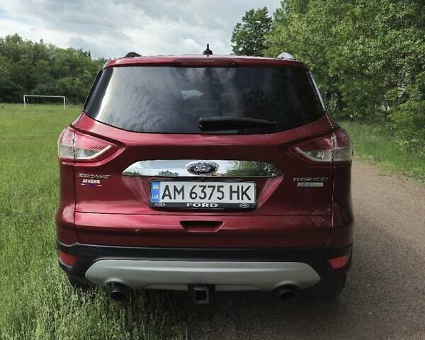Красный Форд Эскейп, объемом двигателя 2 л и пробегом 106 тыс. км за 13800 $, фото 17 на Automoto.ua