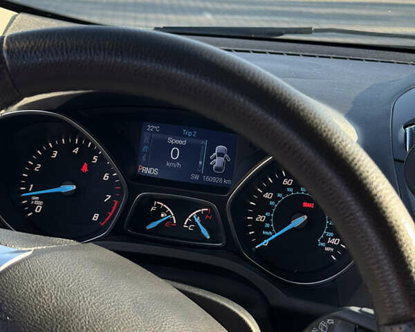 Красный Форд Эскейп, объемом двигателя 2 л и пробегом 160 тыс. км за 10700 $, фото 23 на Automoto.ua