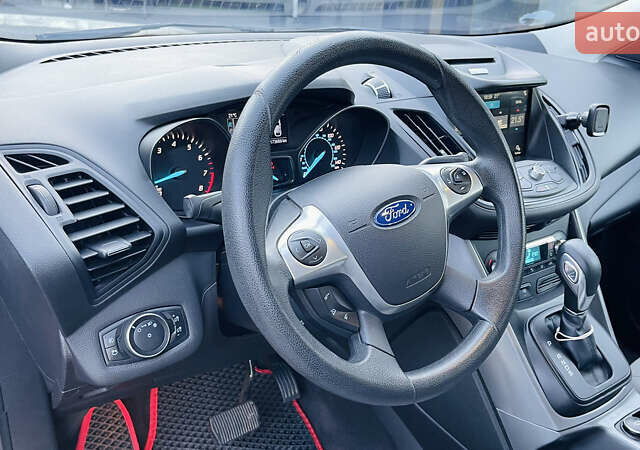 Красный Форд Эскейп, объемом двигателя 1.6 л и пробегом 173 тыс. км за 9300 $, фото 28 на Automoto.ua