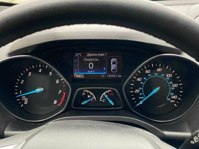 Красный Форд Эскейп, объемом двигателя 2 л и пробегом 191 тыс. км за 12690 $, фото 14 на Automoto.ua