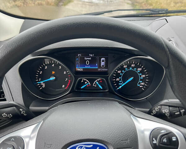 Красный Форд Эскейп, объемом двигателя 1.6 л и пробегом 82 тыс. км за 12000 $, фото 6 на Automoto.ua