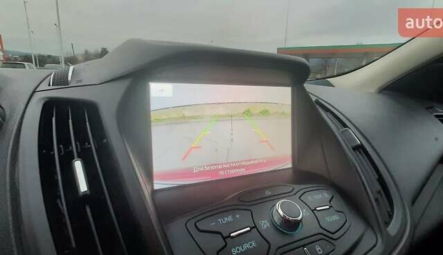 Красный Форд Эскейп, объемом двигателя 2 л и пробегом 93 тыс. км за 11300 $, фото 17 на Automoto.ua