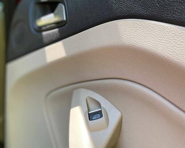 Червоний Форд Ескейп, об'ємом двигуна 1.6 л та пробігом 116 тис. км за 15400 $, фото 26 на Automoto.ua