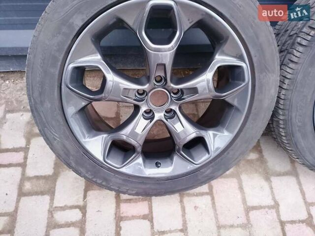 Красный Форд Эскейп, объемом двигателя 2 л и пробегом 141 тыс. км за 13000 $, фото 13 на Automoto.ua