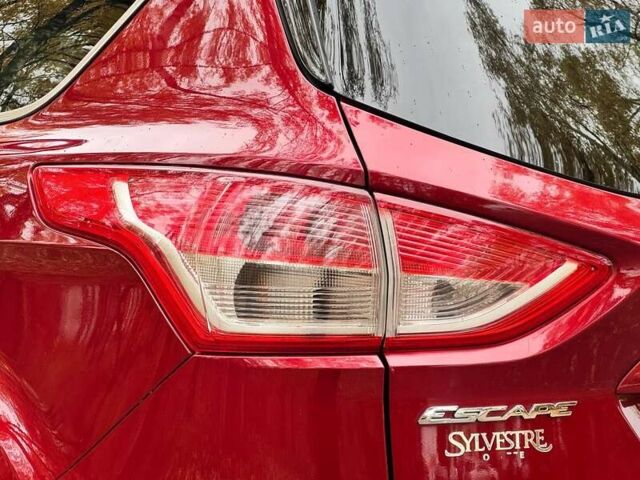 Червоний Форд Ескейп, об'ємом двигуна 2 л та пробігом 178 тис. км за 11998 $, фото 20 на Automoto.ua