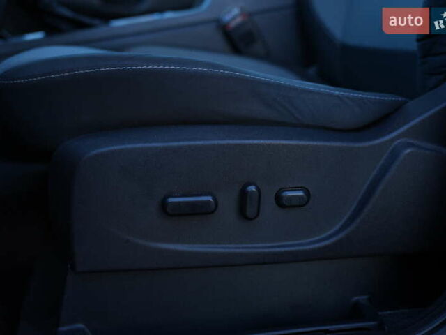 Красный Форд Эскейп, объемом двигателя 1.5 л и пробегом 112 тыс. км за 12200 $, фото 14 на Automoto.ua