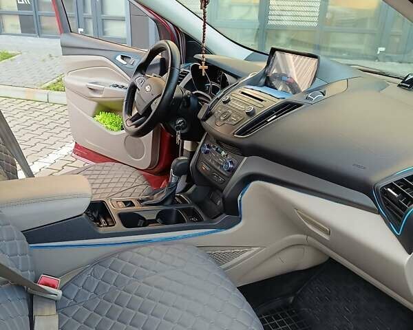 Форд Эскейп 2016 в Ивано-Франковске на Automoto.ua Красный Форд Эскейп, объемом двигателя 2 л и пробегом 173 тыс. км за 14400 $, фото 6 на Automoto.ua