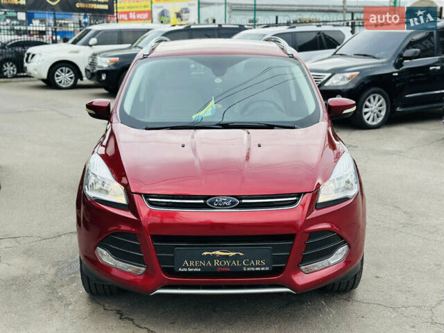 Красный Форд Эскейп, объемом двигателя 2 л и пробегом 167 тыс. км за 15800 $, фото 7 на Automoto.ua