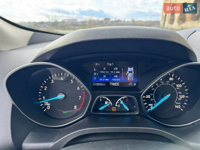 Форд Ескейп 2016 у Нетешине на Automoto.ua Червоний Форд Ескейп, об'ємом двигуна 2 л та пробігом 111 тис. км за 14700 $, фото 77 на Automoto.ua