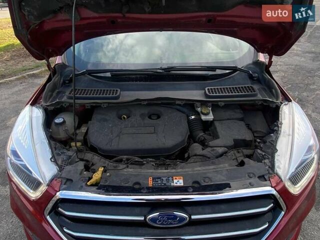 Червоний Форд Ескейп, об'ємом двигуна 2 л та пробігом 102 тис. км за 13700 $, фото 33 на Automoto.ua