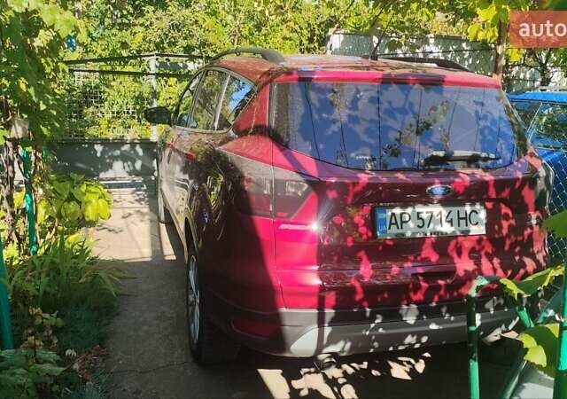 Красный Форд Эскейп, объемом двигателя 2 л и пробегом 118 тыс. км за 13000 $, фото 8 на Automoto.ua