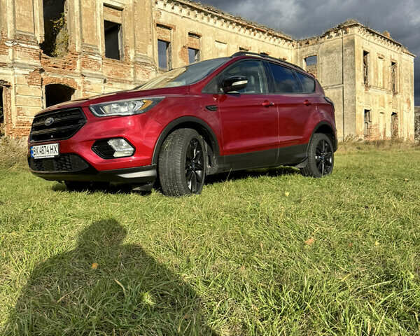 Форд Ескейп 2016 у Нетешине на Automoto.ua Червоний Форд Ескейп, об'ємом двигуна 2 л та пробігом 111 тис. км за 14700 $, фото 31 на Automoto.ua